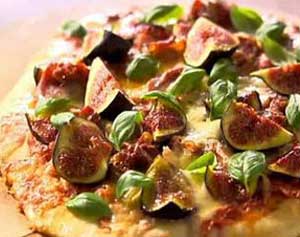 pizza gorgonzola con fichi e pancetta